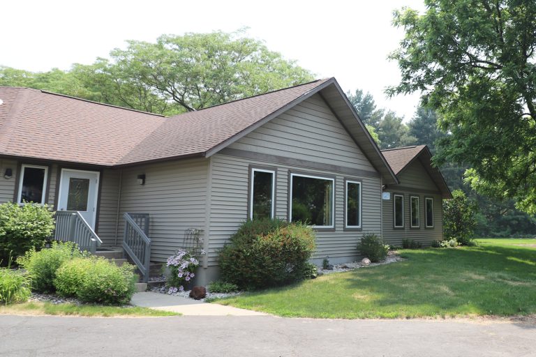 Read more about the article Peace Thru Christ Lutheran Church In Middleton Re-Opens Christian Day School
